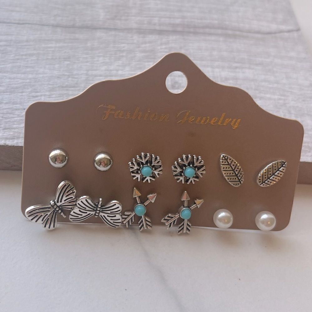 5/$25 Dainty Delicate Studs